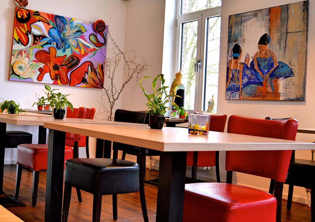 Hotel - Restaurant Uit De Kunst Vijlen Exterior photo